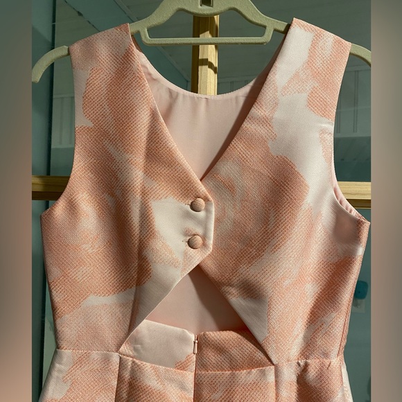 Hutch Lynn Dress - Picture 3 of 5